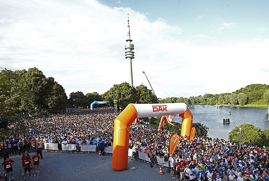 Riesenandrang bei b2run 2011 (Foto: b2run) 